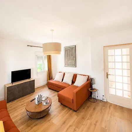 Maison Moderne Parking &jardin Сasa de vacaciones Narbona
